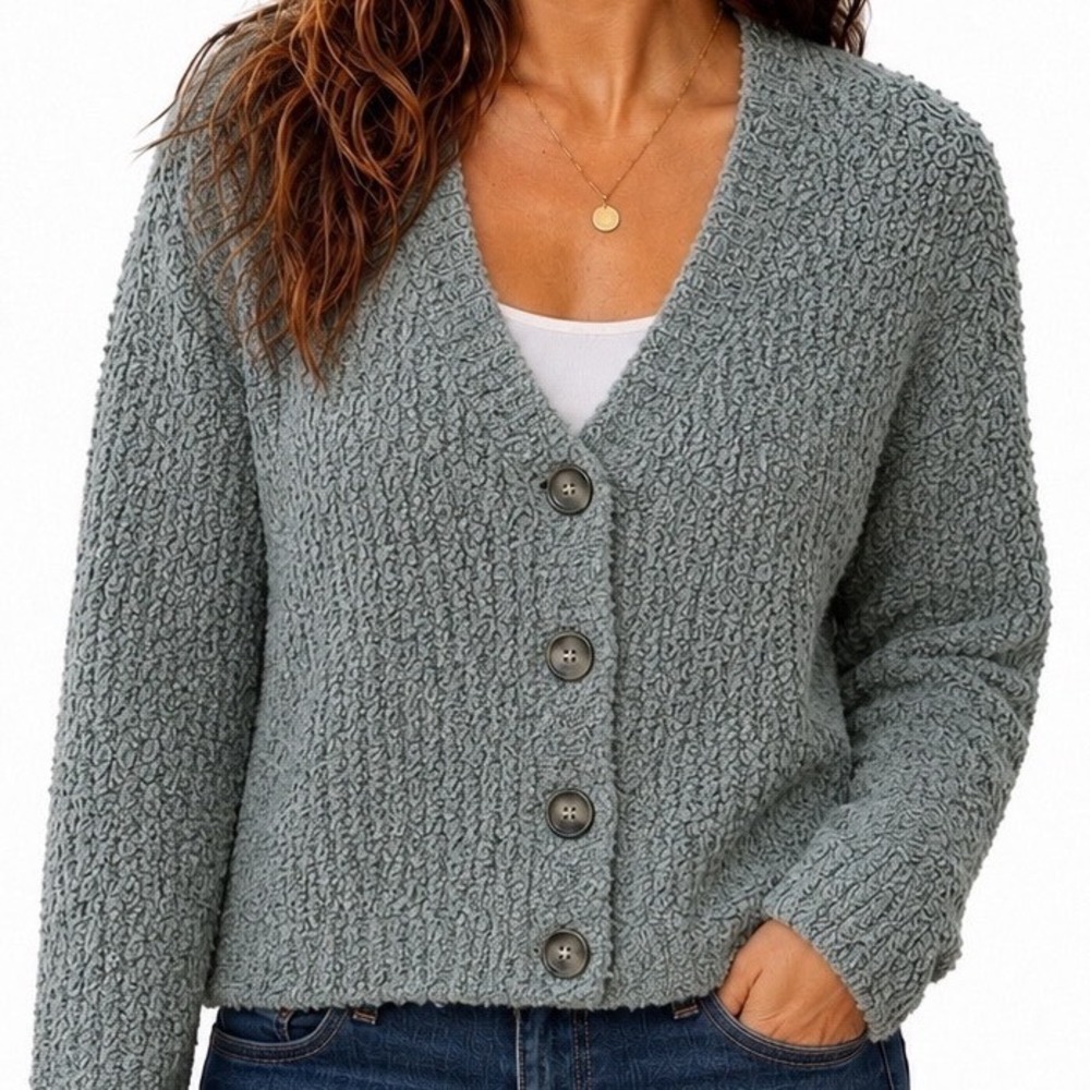 Olive Green Fits M/L Sweater Cardigan Social Standard by Sanctuary. Chuncky